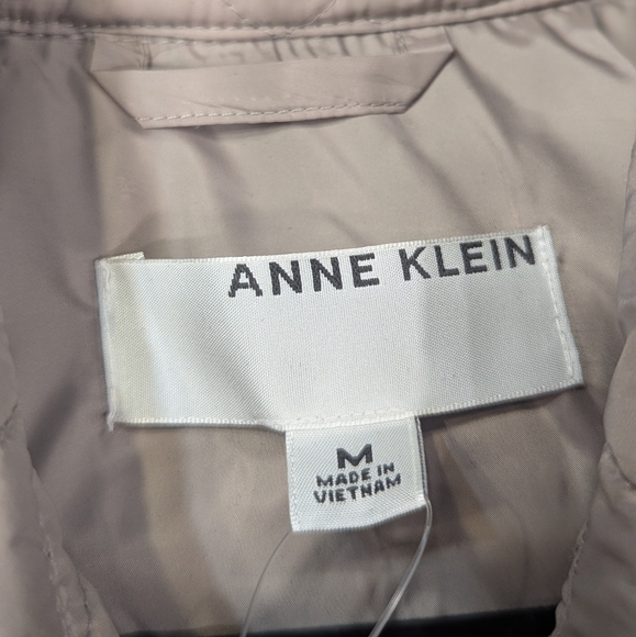 Anne Klein  | Women's Quilted Jacket Coat | Tan | Medium - Picture 3 of 11